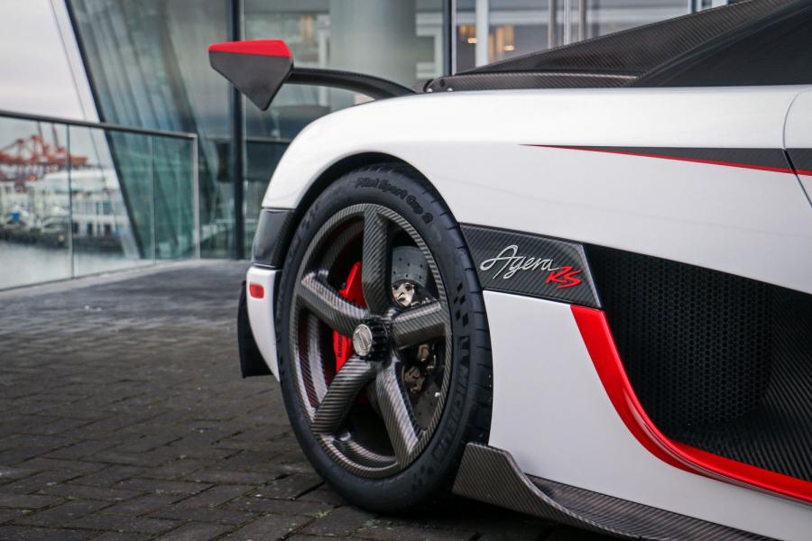 Детали экстерьера Koenigsegg Agera RS (7181) 2018 года  (CA) (фото 6 из 6)